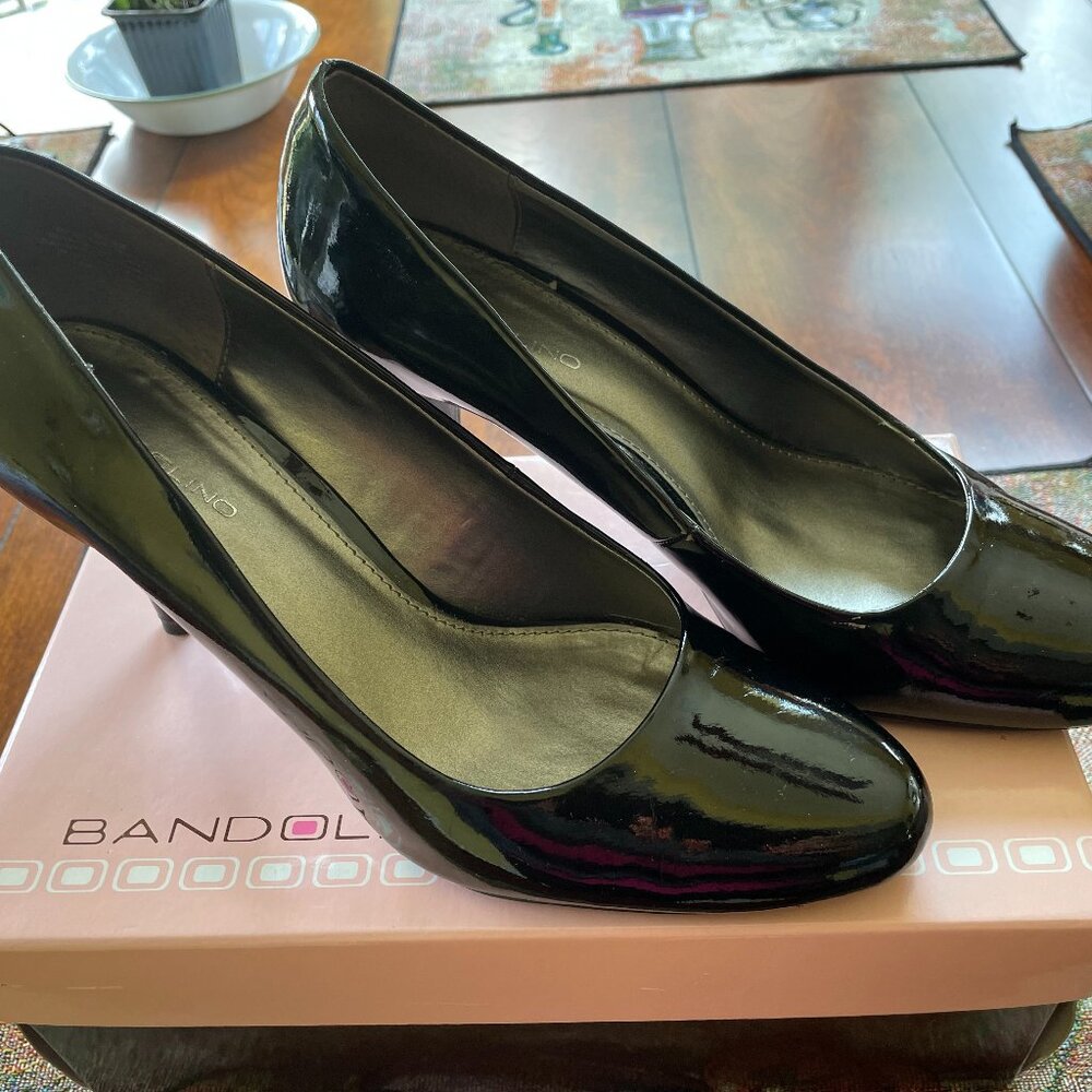Bandolino Black Patent Leather Heels